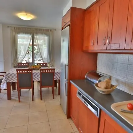 Villa Maffeo, Mit Dem Weitblick Kástellos